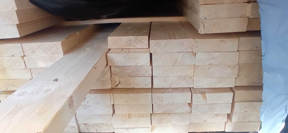 Kantówka C24 świerk skandynawski 45x145 suszona strugana