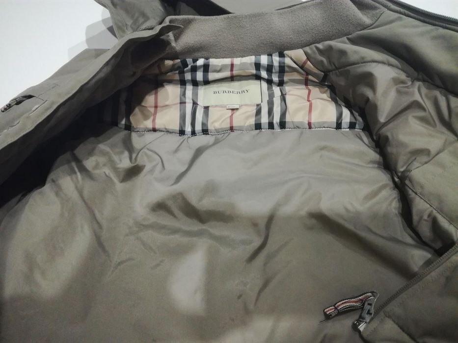 Casaco Burberry - 8 anos