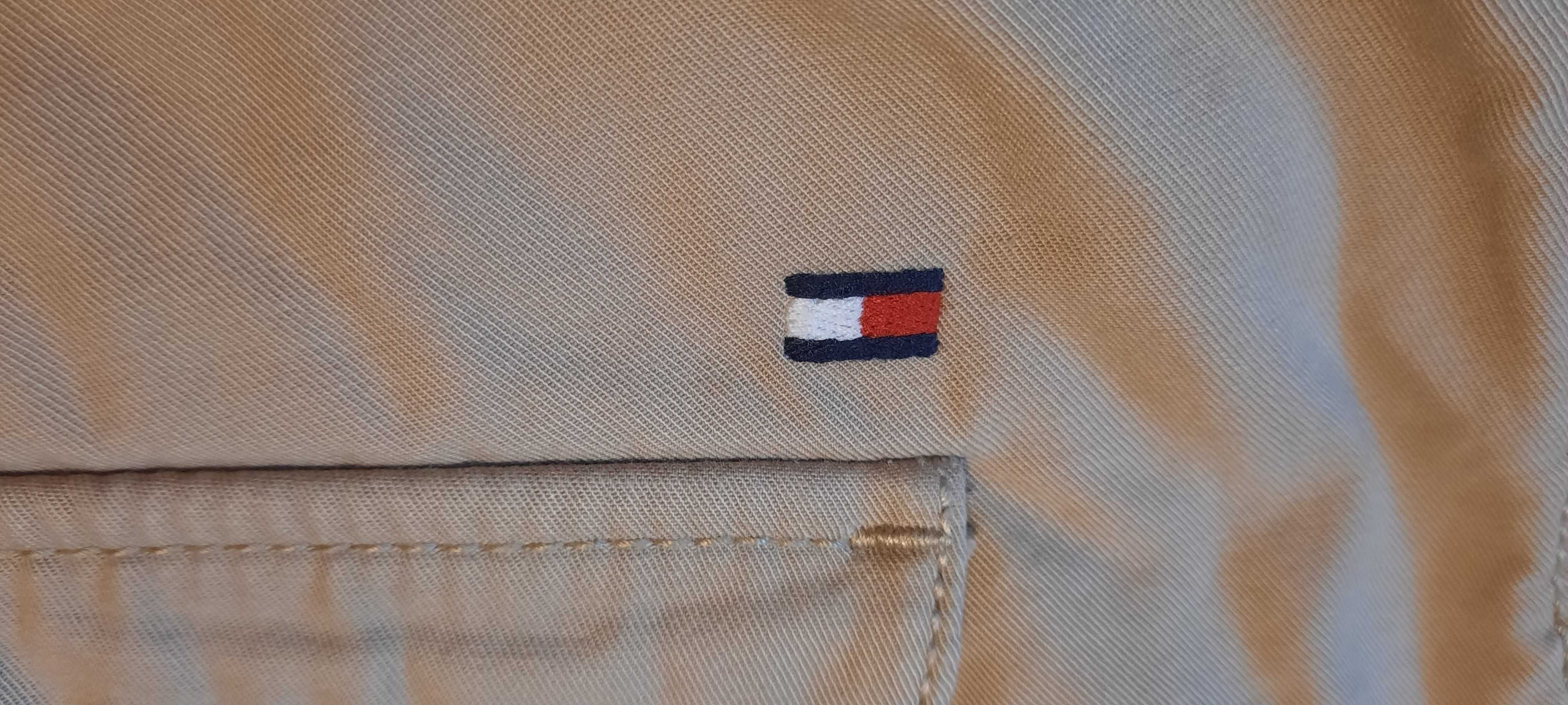 Krótkie spodnie TOMMY HILFIGER r.XL (W40) stan idealny