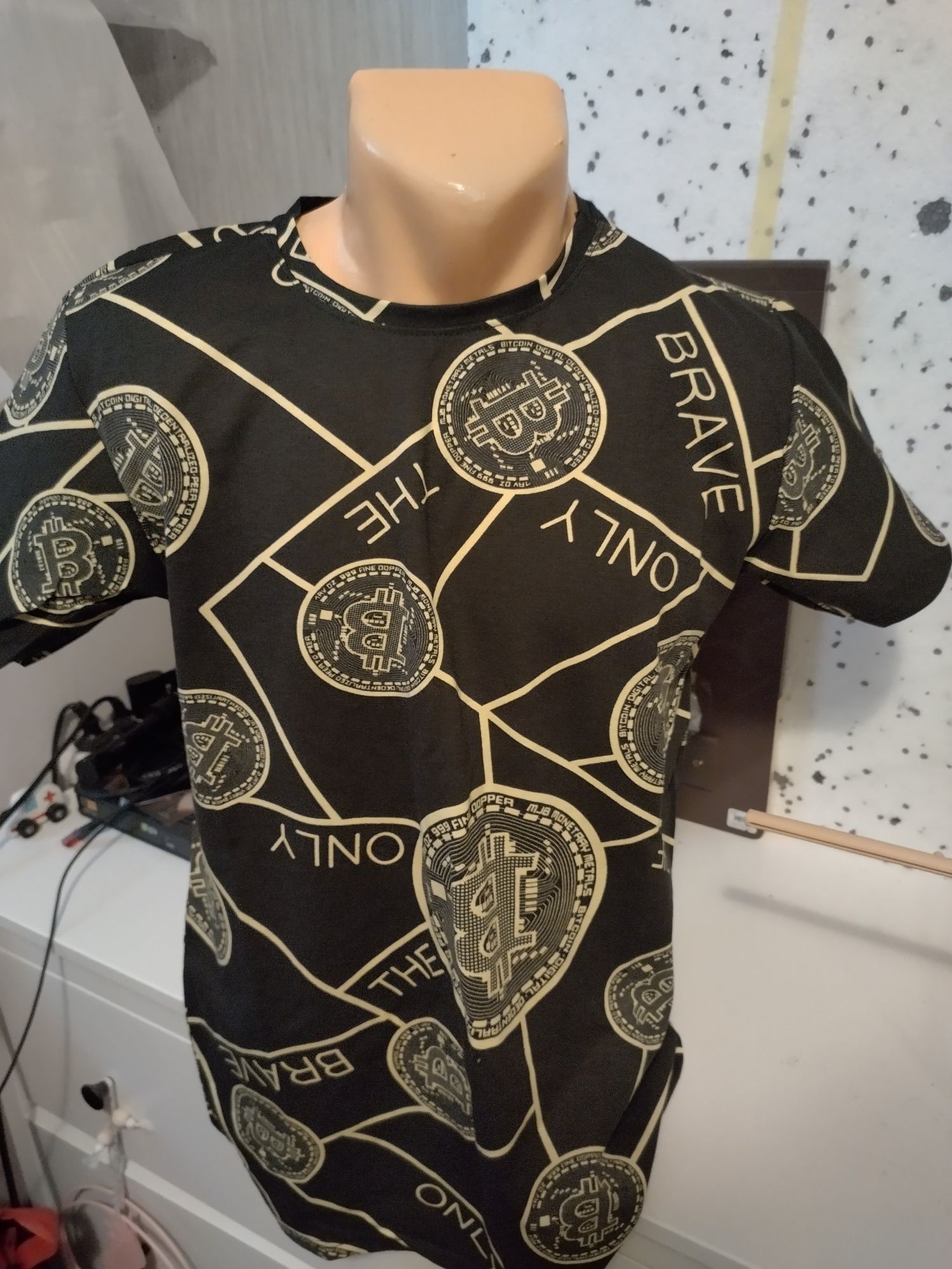 T-shirt z nadrukiem Bitcoin