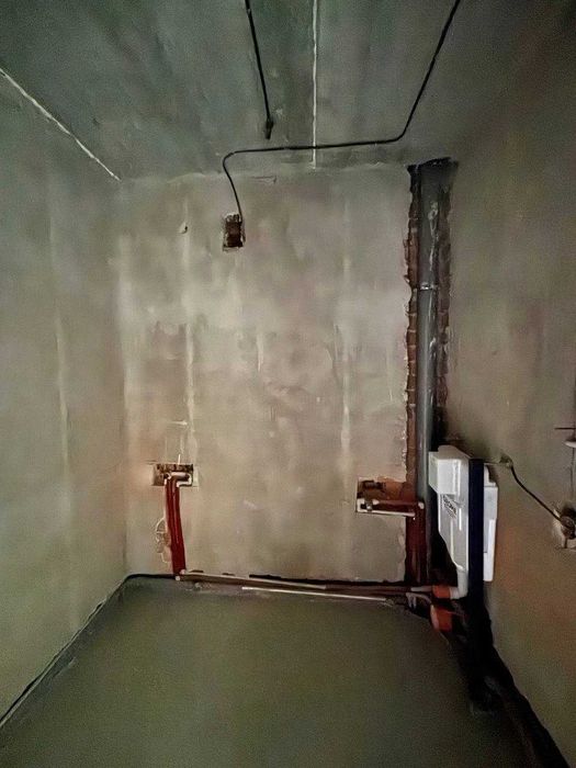 Продається будинок (таунхаус) з частковим ремонтом/ЗАКРИТЕ МІСТЕЧКО