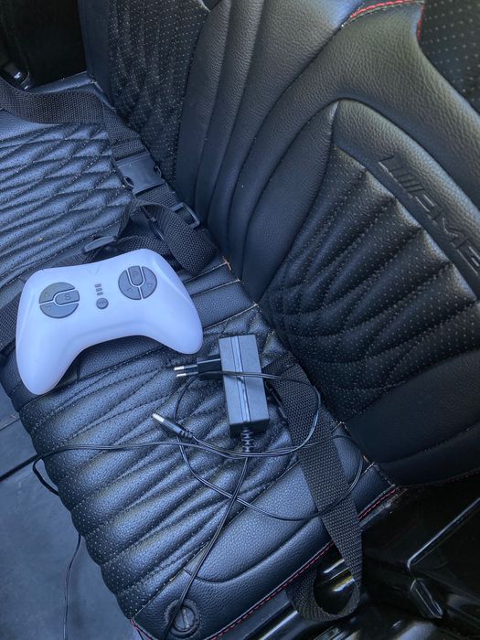 Auto na akumulator Mercedes G63 AMG – dwa miejsca, pilot