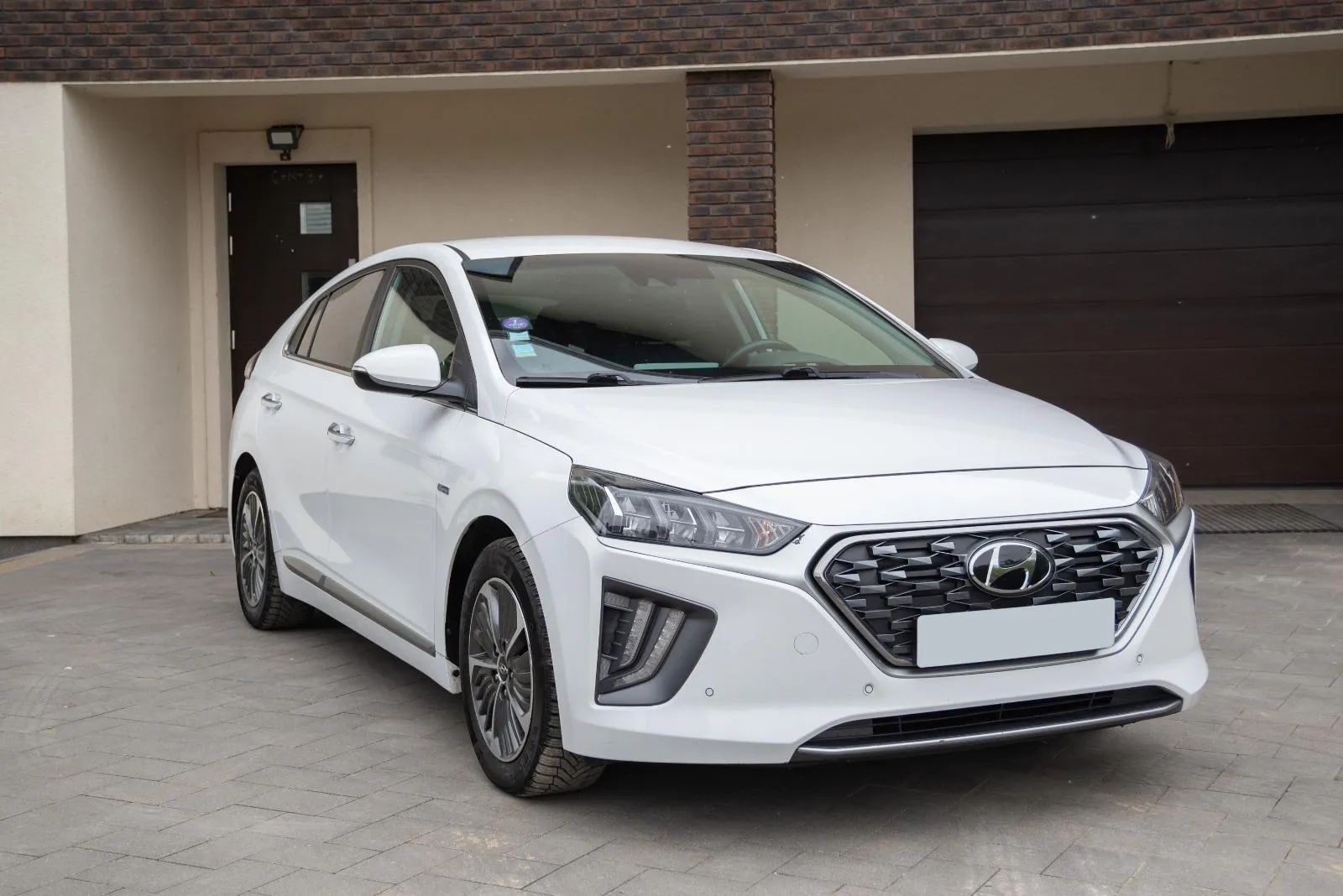 Hyundai IONIQ Hyundai IONIQ Plug-in-Hybrid 1.6 GDI