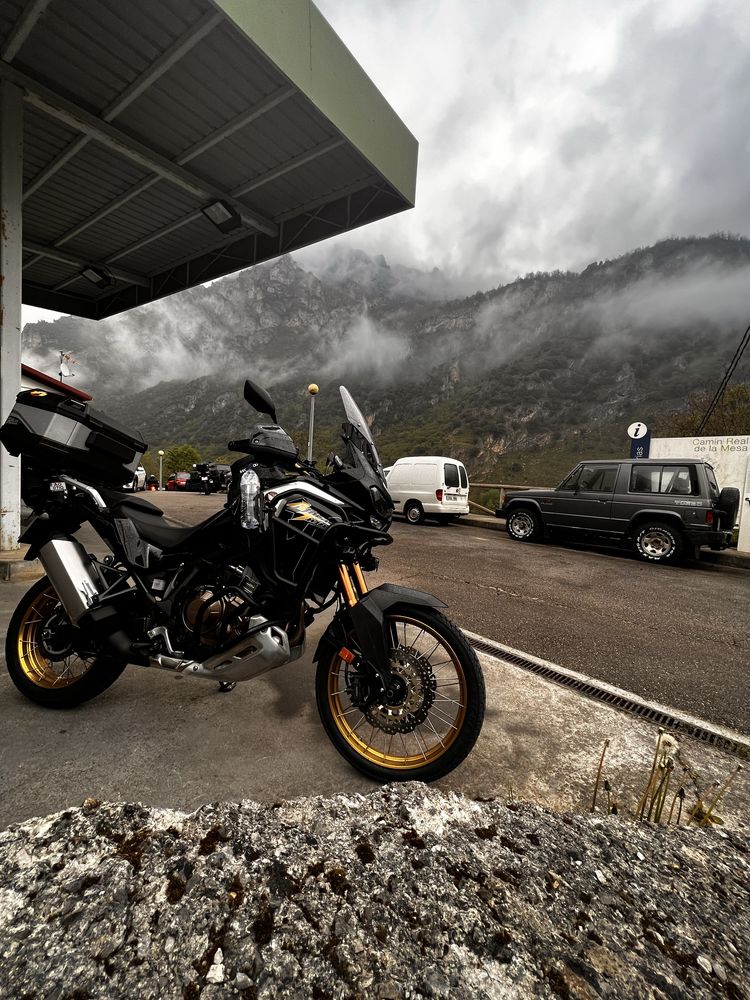 Africa twin 1100 adventure sports