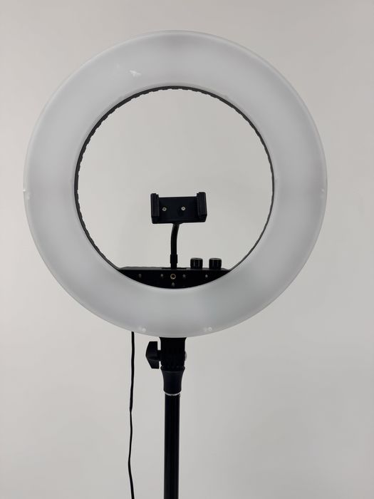 Lampa ring kosmetyczna