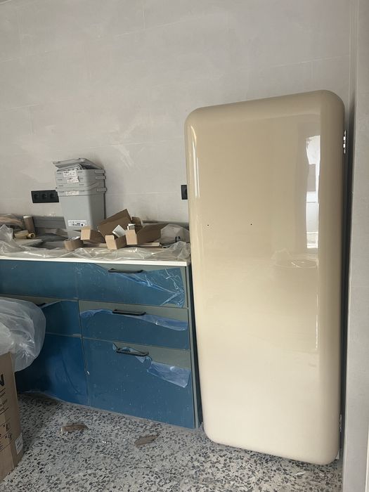 Frigorifico CREATE retro 281L - Novo com fatura