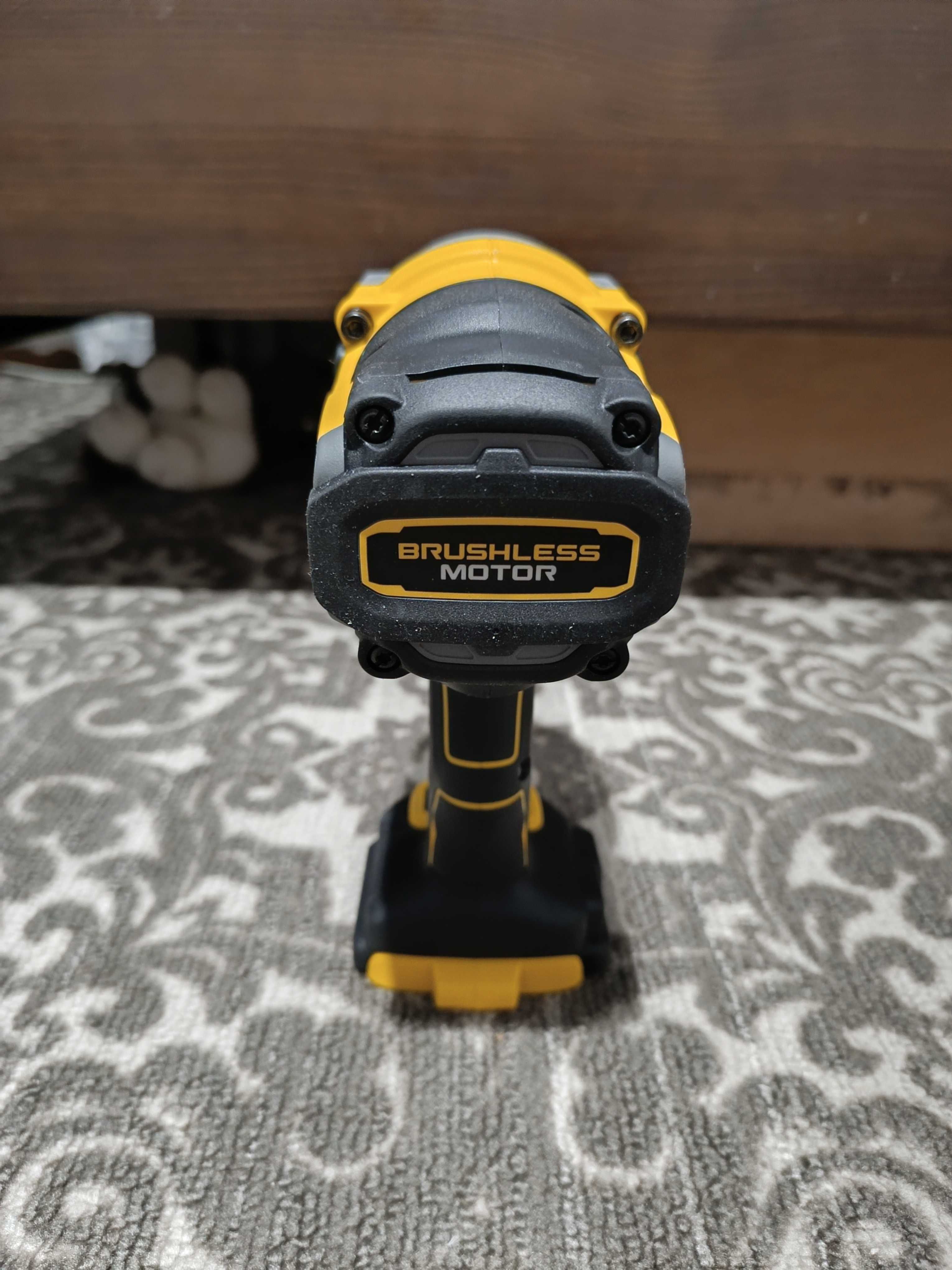 DeWalt DCF961 USA