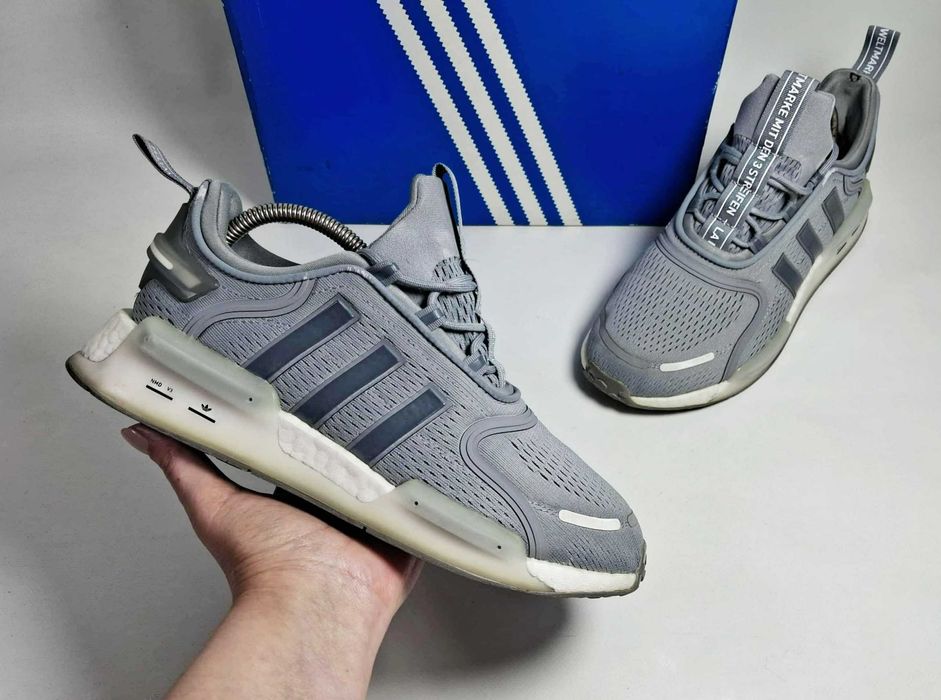 Кроссовки Adidas NMD V3 BOOST (р 41 /26-26,5 см) Оригинал мужские буст