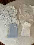 Zestawy body i spodnie pizama Smyk Organic i Sinsay 74/80 spiochy paja