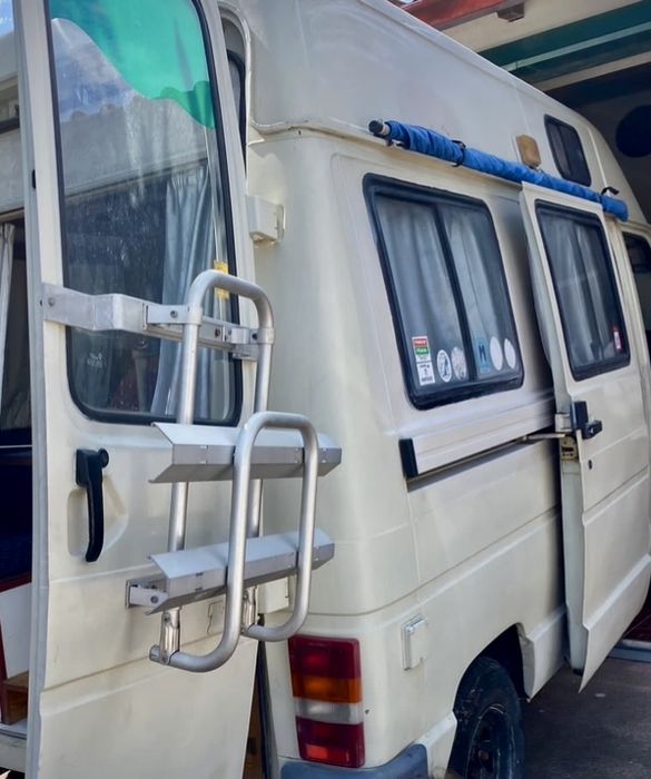 Autocarava legalizada como autovivenda