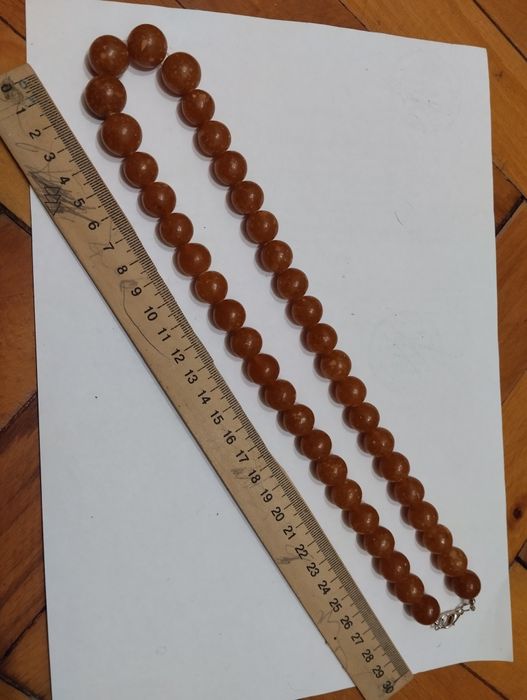 Янтарные бусы. Светло-коричневого цвета. Времён СССР Вес 66 грамм Б/У