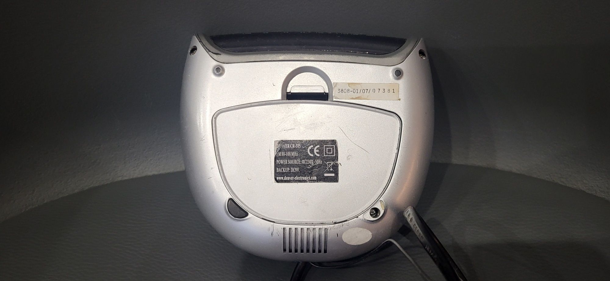 Radiobudzik DENVER