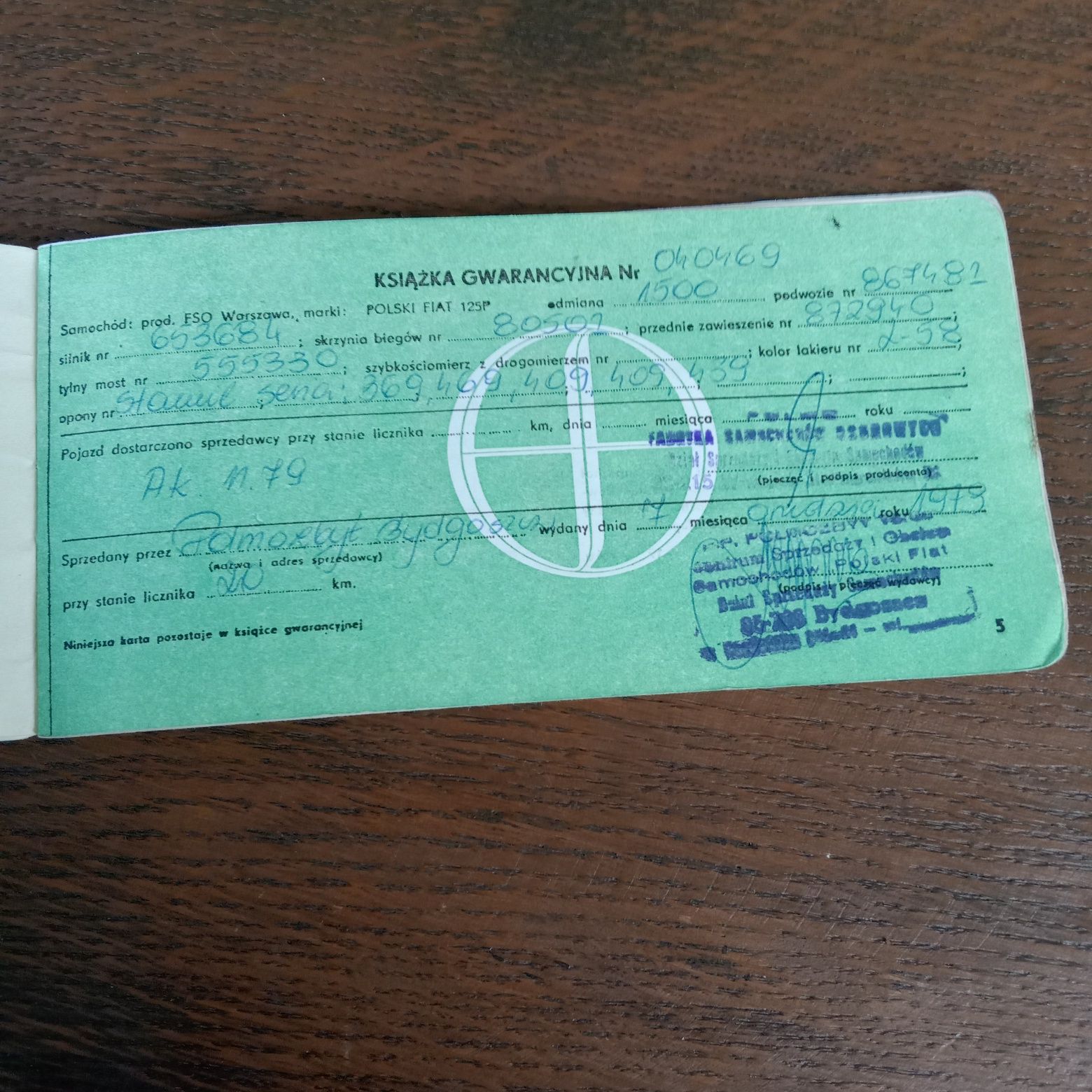 Książka gwarancyjna fiat 125p z 1979 roku