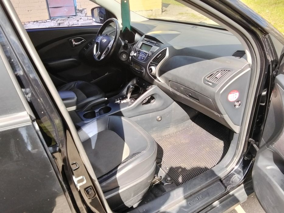 Продам Hyundai ix35 -2012