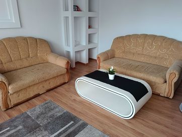 Komplet wypoczynkowy, dwie sofy, mało używane, rozkładane za darmo