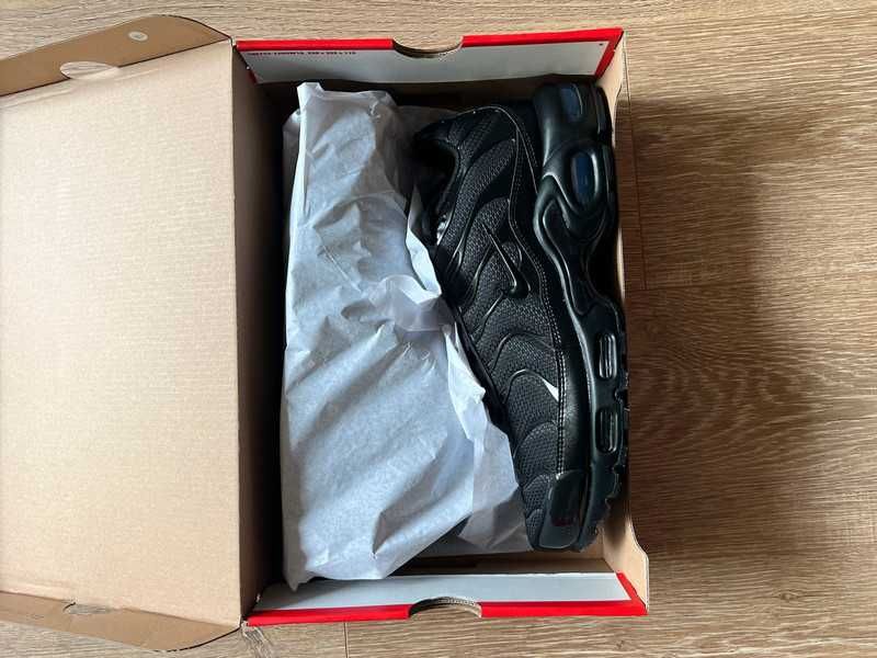 Nike Air Max Plus TN Triple Black