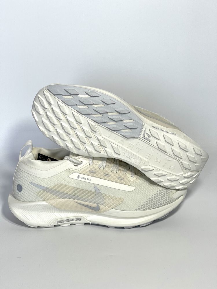 Оригінал Кросівки Nike Pegasus Trail 5 GORE-TEX 44  бігові FQ0912-102