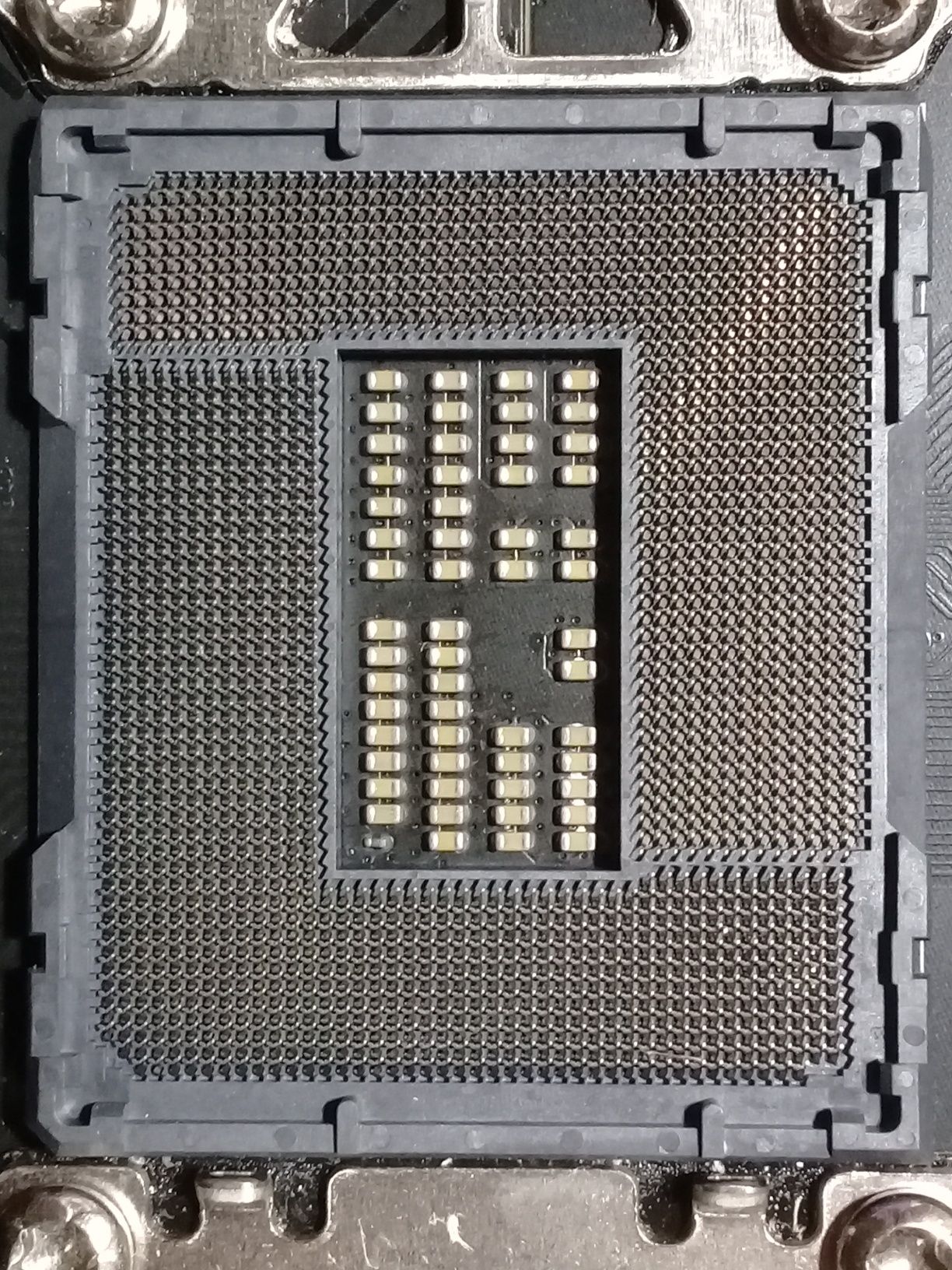 Материнська плата MSI PRO Z690-A WIFI DDR4, Socket 1700