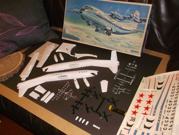 AN - 12, VEB Plasticart, 1:100 scale, 1973!