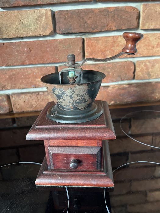 Stary mlynek drewniany  poniemiecki