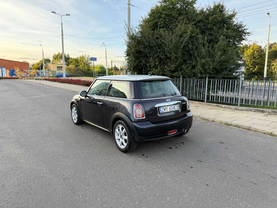 Mini Cooper R56 1.6 Benzyna 120KM – 2008r – Pakiet CHILI  Xenon