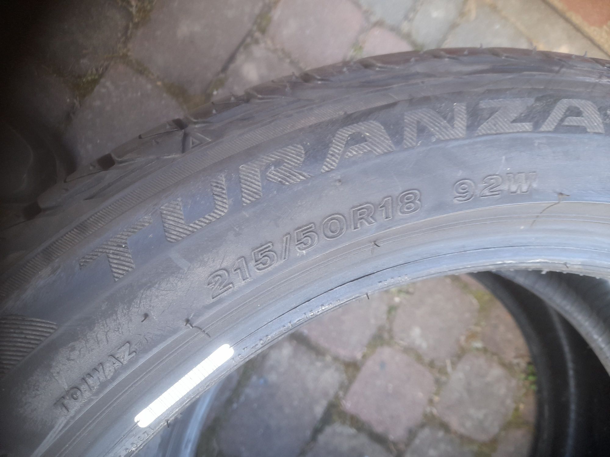 Opony  215/55r18  lato bridgestone komplet jak nowe 7-8mm 2019r