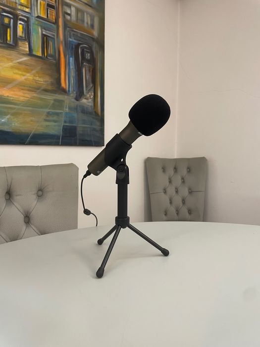 Samson Q2U – Microfone Dinâmico USB/XLR (Novo, c/ acessórios e caixa)