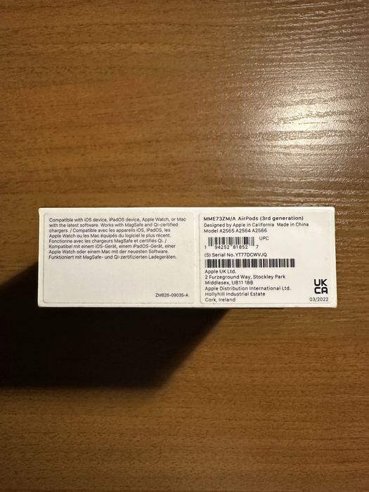 Продам наушник AirPods 3 правый с кейсом А 2565
