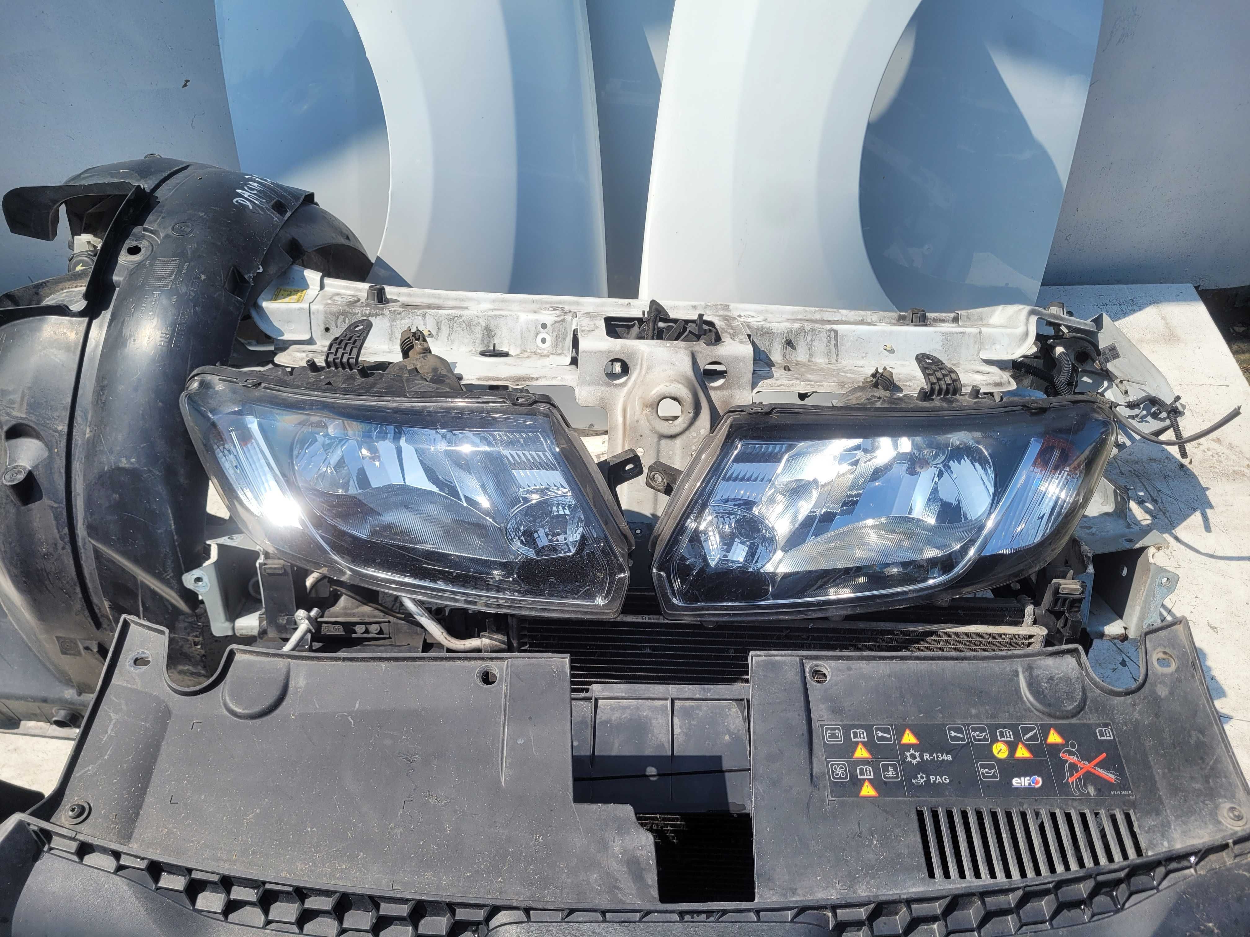 dacia logan II sandero II maska zderzak lampa blotnik pas przedni kpl