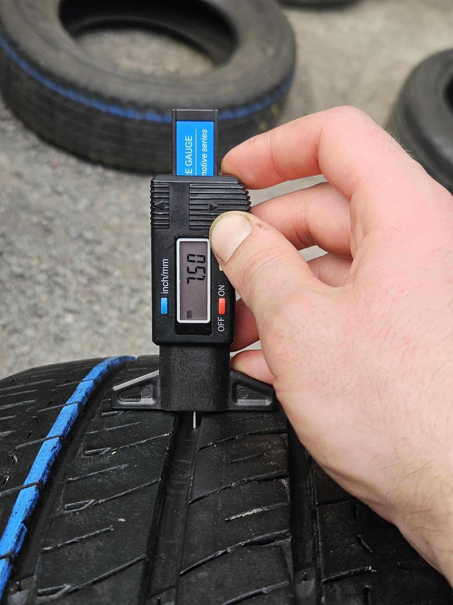 Шины БУ 225 65 R 16 C Michelin agilis комплект лето