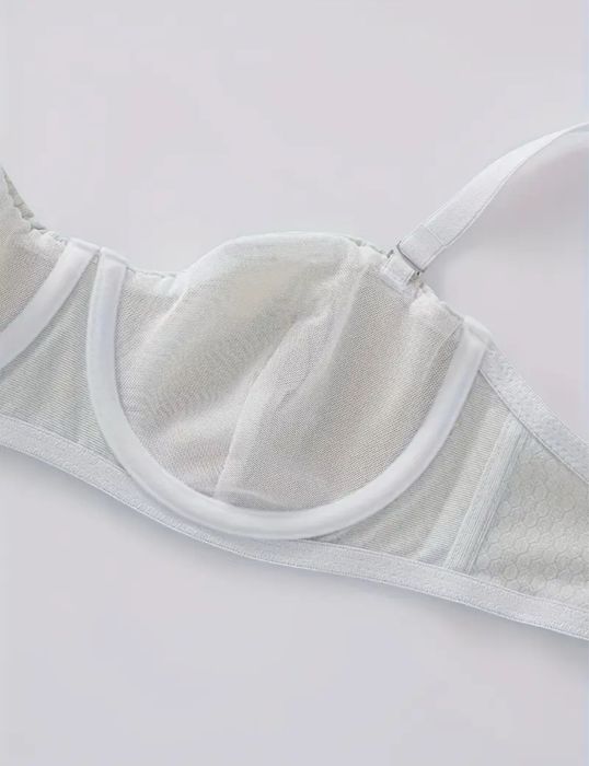 Бюстгальтер без пуш ап, есть три цвета. Размер 75 В.Новый.Цена: 250грн