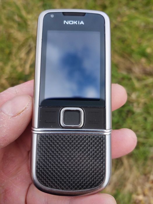 Nokia 8800 Arte Carbone.