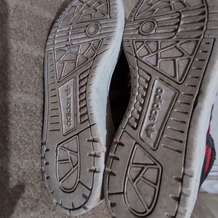 Кросівки зима Adidas шкіра