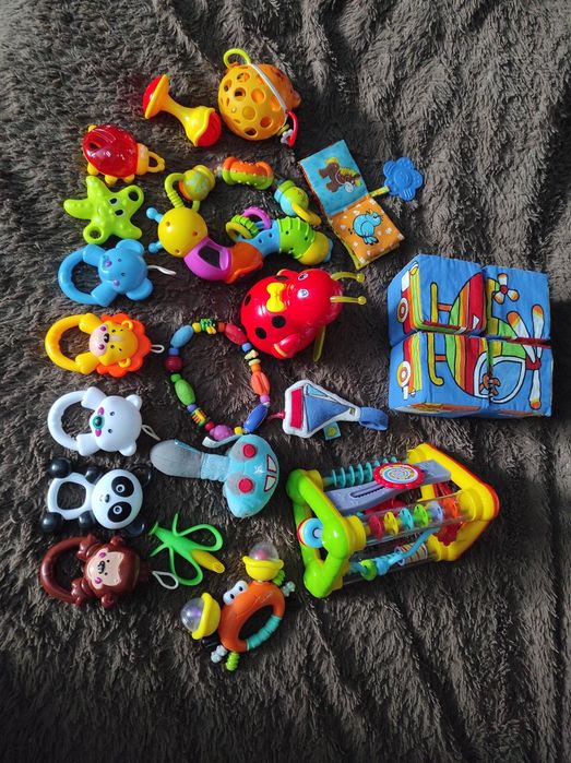 Набір іграшок великий