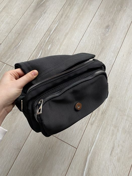 Стильна чорна сумка