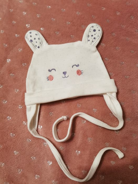 Czapeczka dla niemowlaka
