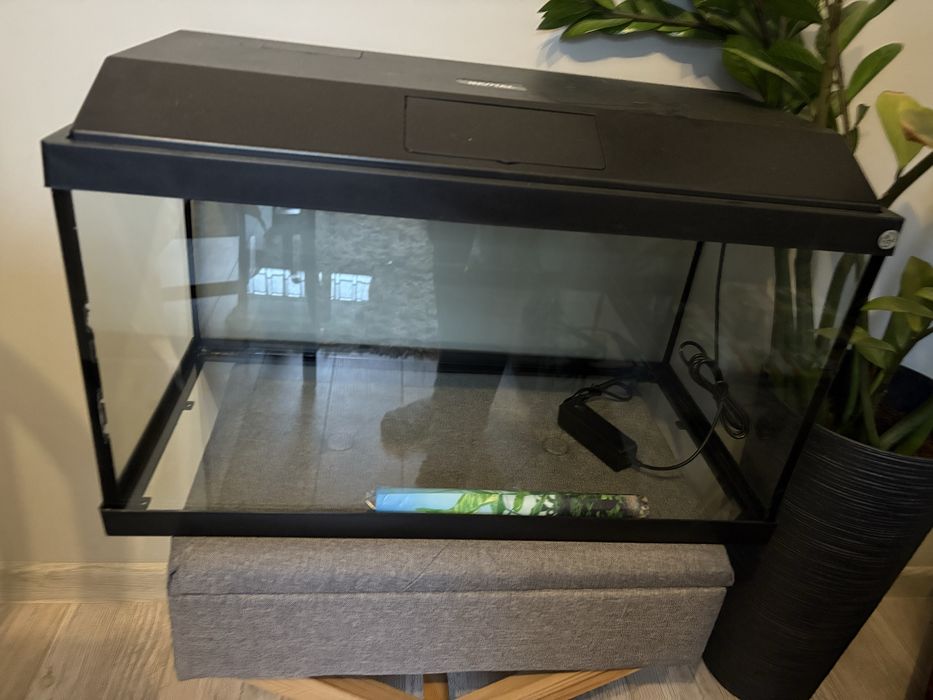 Sprzedam Akwarium 60l