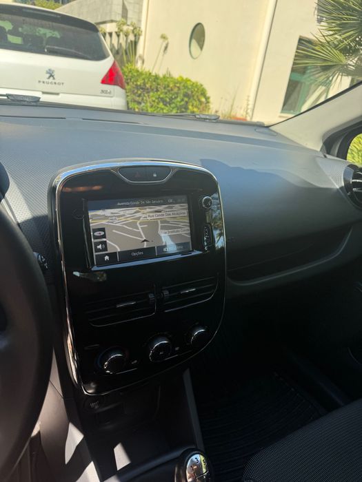 Renault clio 1.5dci 2013 poucos kms