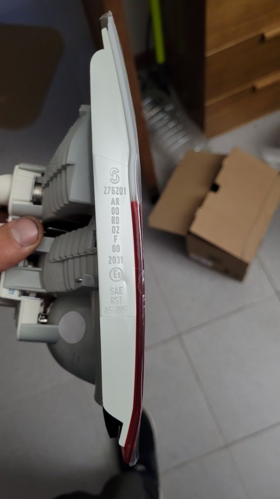 Farolin traseiro esquerdo bmw serie da 3 e91 e e90