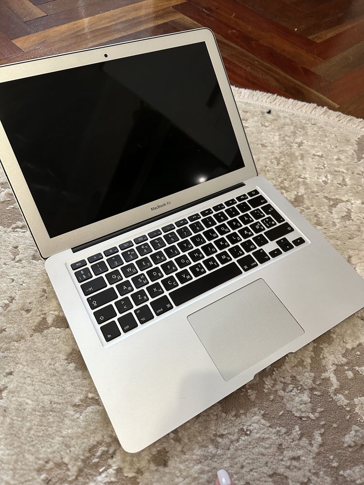 MacBook Air 13 2015 i5 4GB 128 GB