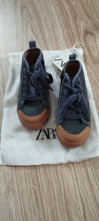 Ботіночки Zara 27.