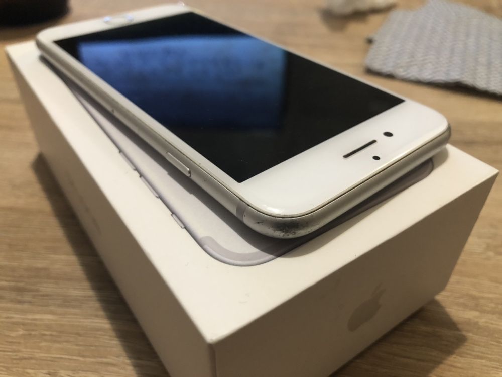IPhone 7 srebrny