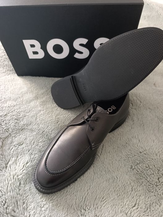 Sapatos tamanho 41 Hugo Boss