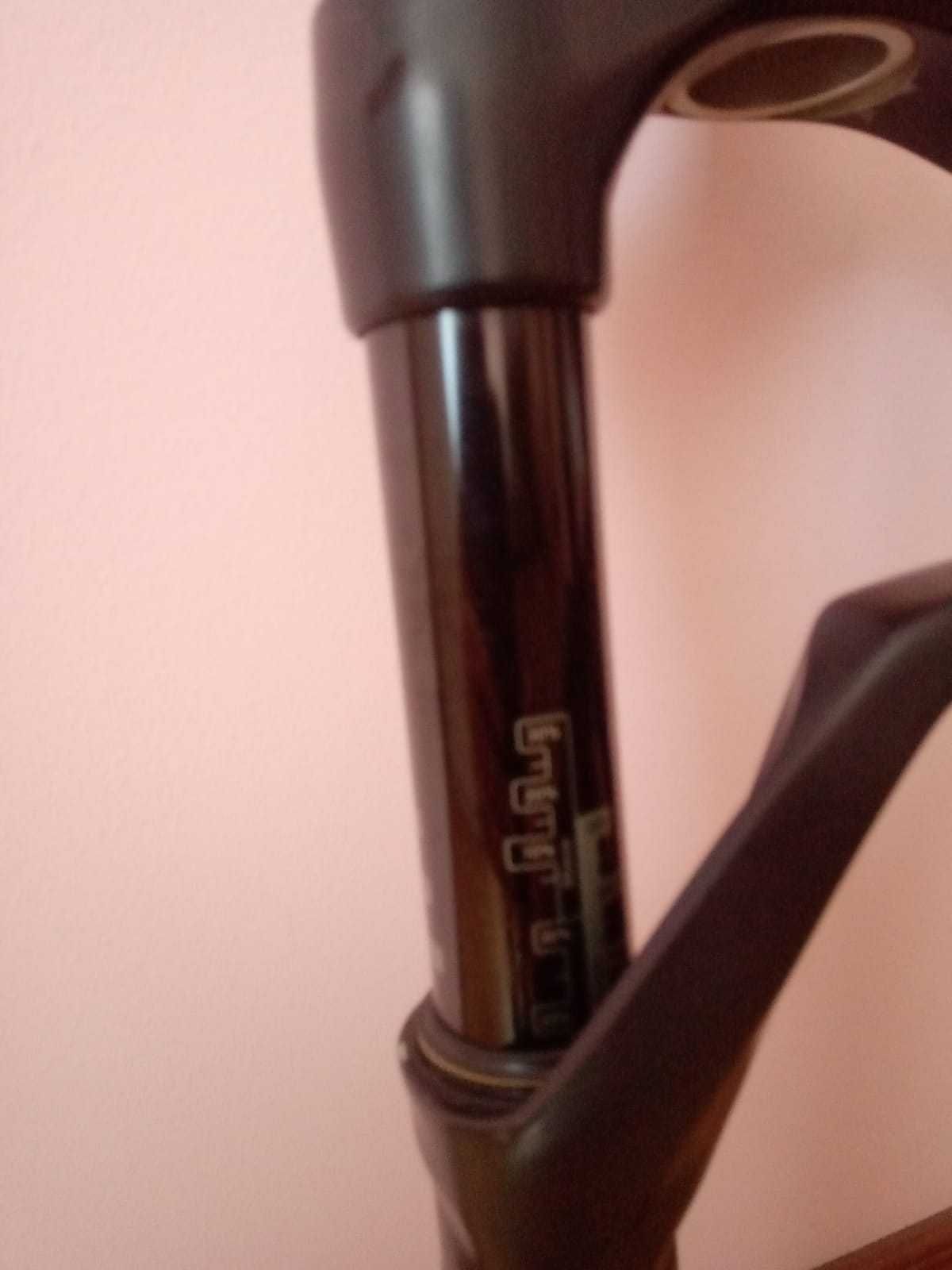 suspensão RockShox SID