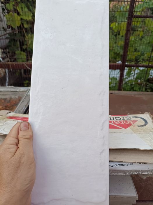 Кахель нова в наявності