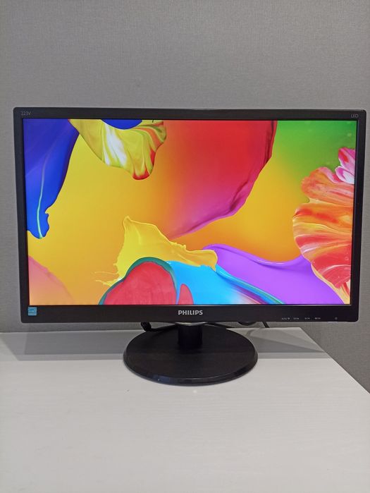 Монитор 22'' дюйма Philips FullHD VGA монітор 22