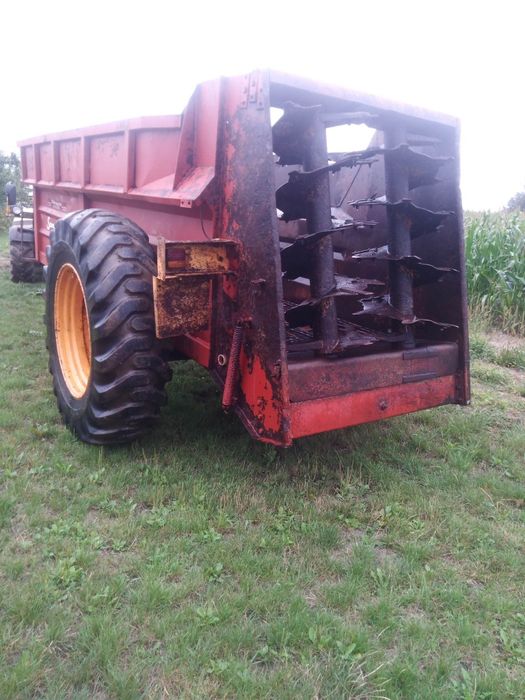 Nie chcesz pożyczać od sąsiada? Rozrzutnik Samson 9T