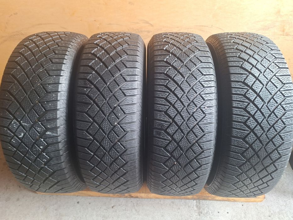 235/65 R18 Continental комплект