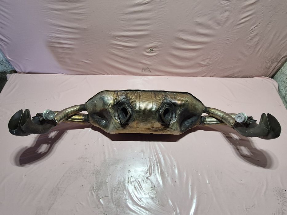 Wydech tłumik Audi R8 4S 4S0.251.609B