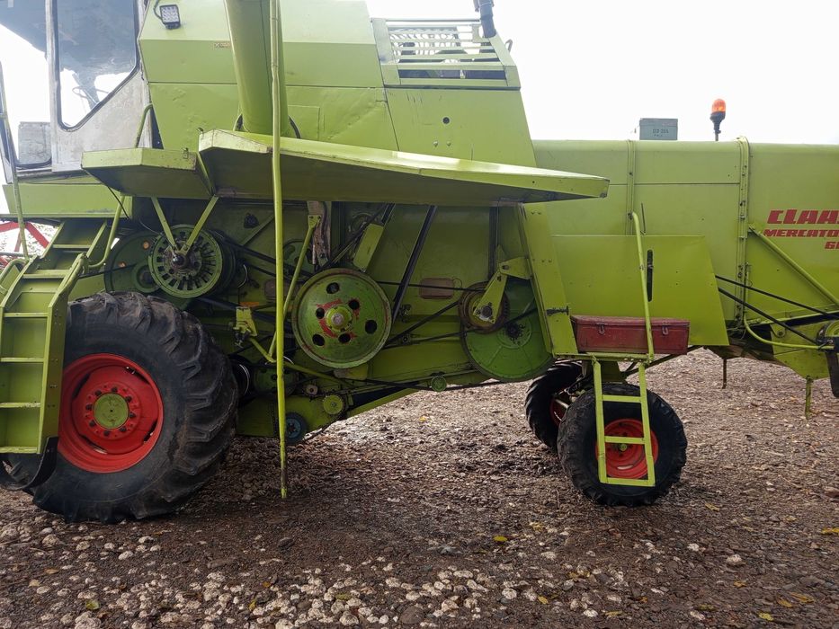 Комбайн Claas Mercator 60